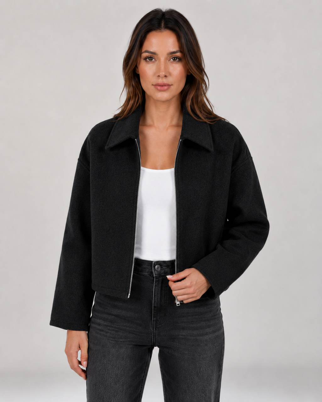 Oksana | Cropped Zip-Up Jacket with Collar