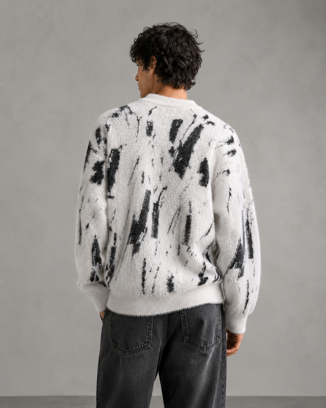 Bramwell | Fuzzy Texture Abstract Knit Sweater
