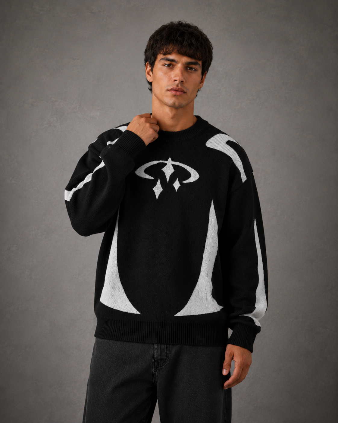 Holt | Graphic Crew Neck Knit Sweater