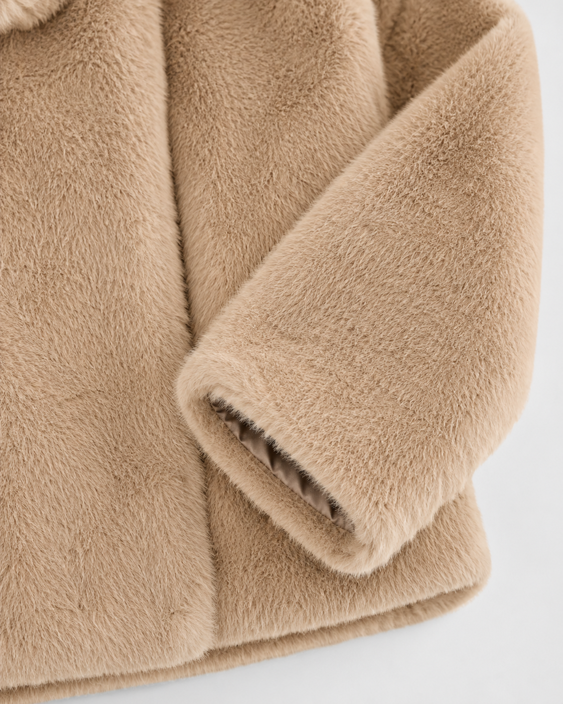 Carys | Cropped Wide Collar Fur Jacket